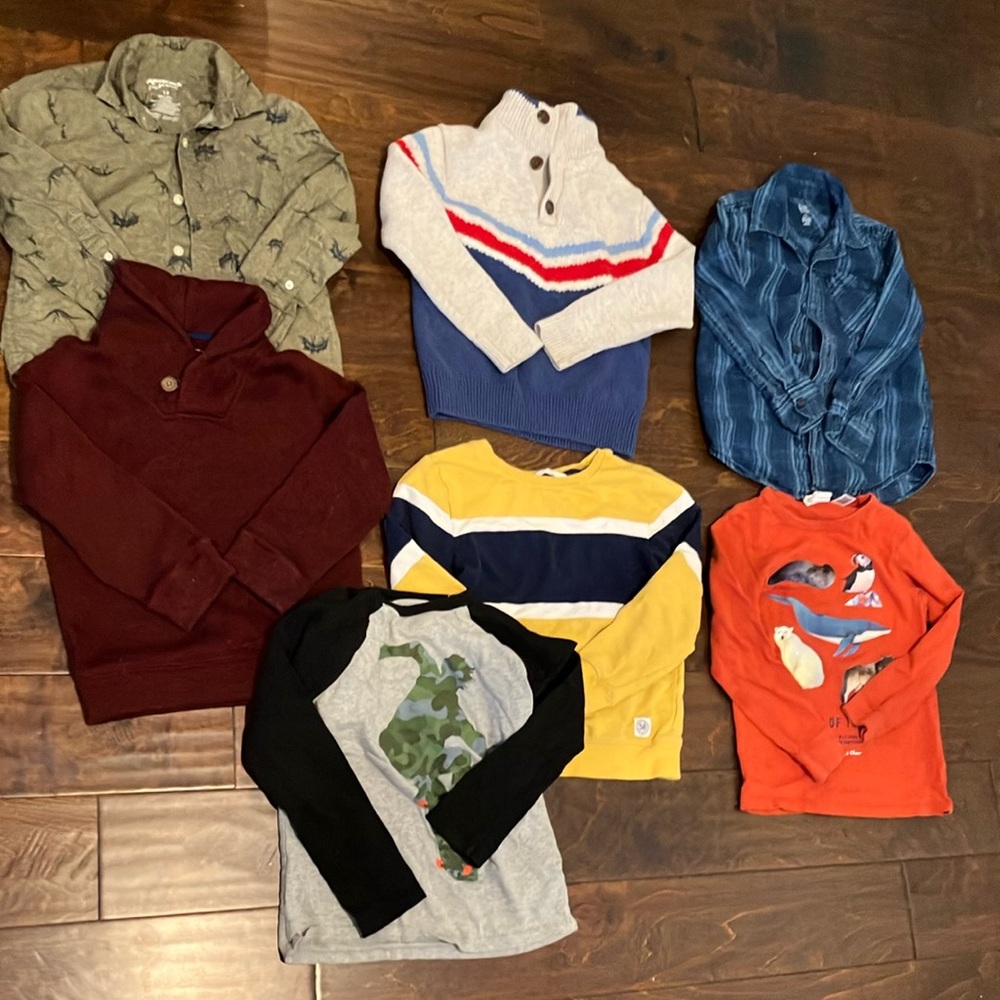 Boy shirt/sweater bundle (sz 6/7)